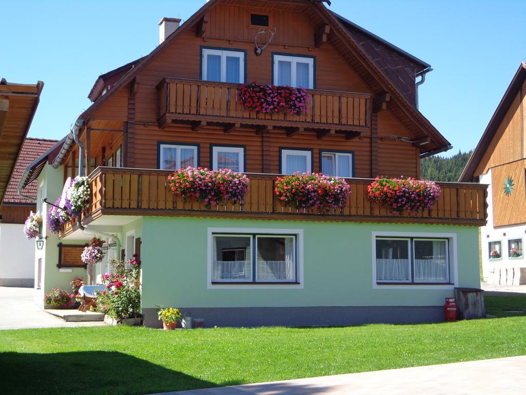 Jagerhausl Bed & Breakfast Ramsau am Dachstein Exterior photo